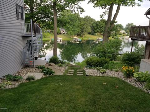 353 Southfork Dr, Plainwell, MI 49080 photo 59