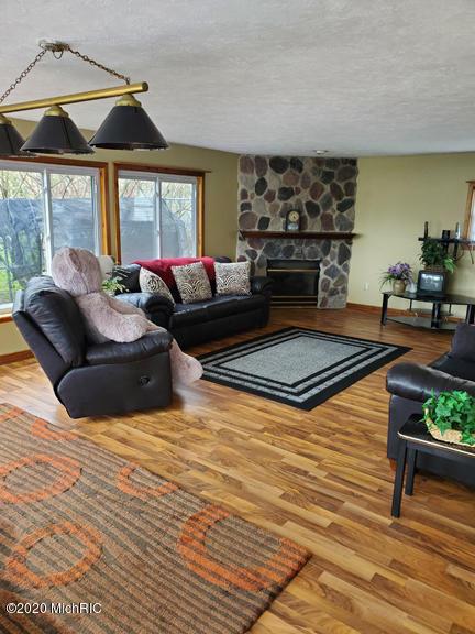 11496 Maple St, Big Rapids, MI 49307 photo 17
