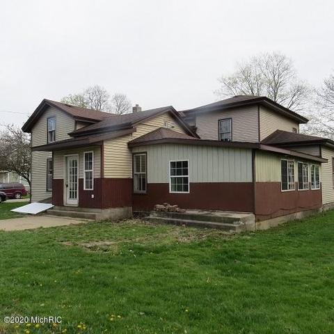 149 S Hawley St, Lyons, MI 48851 photo 3