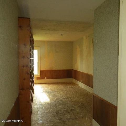 149 S Hawley St, Lyons, MI 48851 photo 11