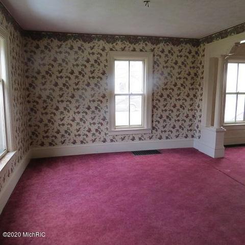 149 S Hawley St, Lyons, MI 48851 photo 8