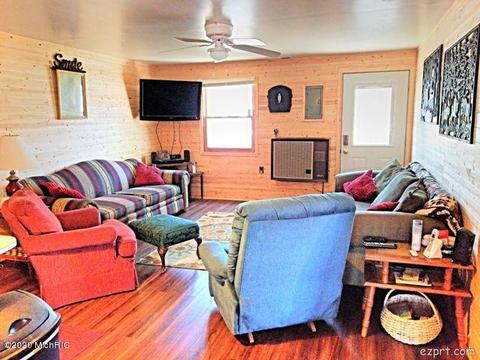 8501 W Hemlock, Baldwin, MI 49304 photo 5