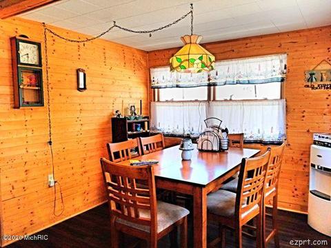 8501 W Hemlock, Baldwin, MI 49304 photo 7