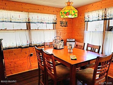 8501 W Hemlock, Baldwin, MI 49304 photo 16