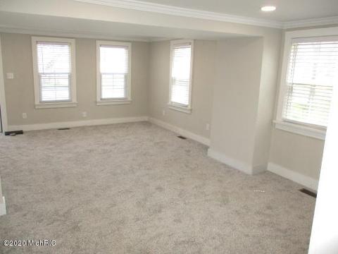 514 Eagle St, Niles, MI 49120 photo 5