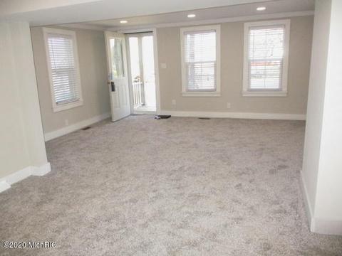 514 Eagle St, Niles, MI 49120 photo 4