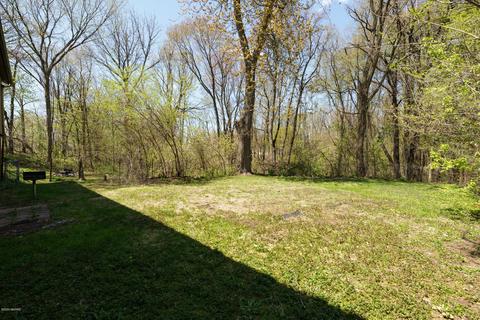 80 Wellworth Ave, Springfield, MI 49037 photo 31