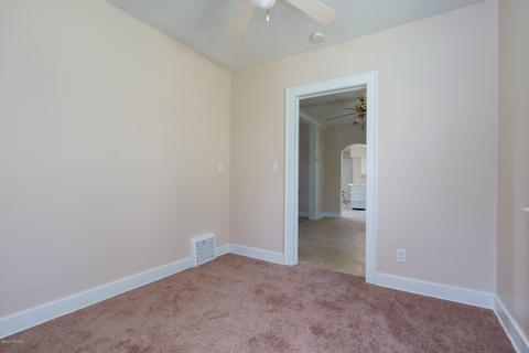 80 Wellworth Ave, Springfield, MI 49037 photo 12