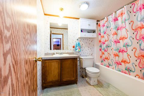 4935 W Olive Branch Rd, Three Oaks, MI 49128 photo 14