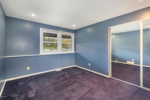 323 Midlakes Blvd, Plainwell, MI 49080 photo 17