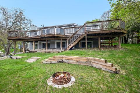 323 Midlakes Blvd, Plainwell, MI 49080 photo 27
