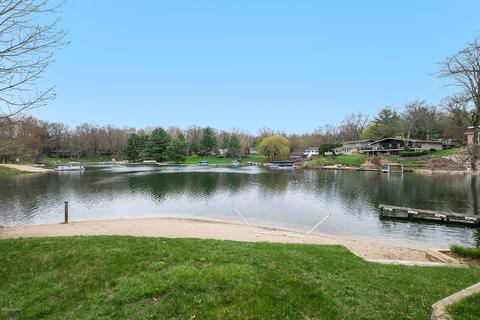 323 Midlakes Blvd, Plainwell, MI 49080 photo 26