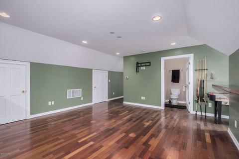 323 Midlakes Blvd, Plainwell, MI 49080 photo 21