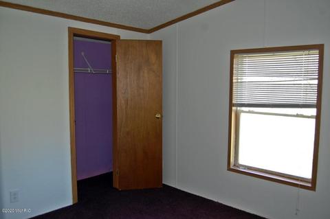 2793 Weeks Dr, Morley, MI 49336 photo 8
