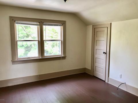 46 S Main St, Douglas, MI 49406 photo 14