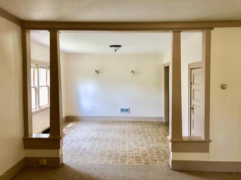 46 S Main St, Douglas, MI 49406 photo 6