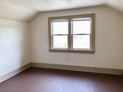 46 S Main St, Douglas, MI 49406 photo 13