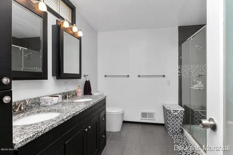 709 Park Street St, Belding, MI 48809 photo 11