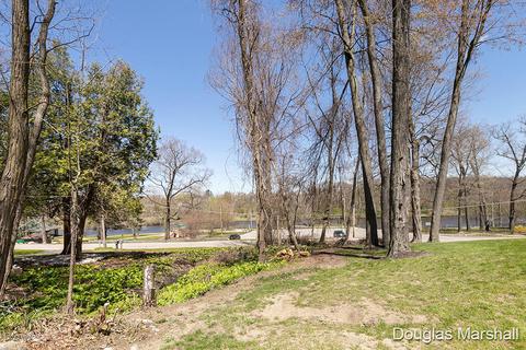 709 Park Street St, Belding, MI 48809 photo 32