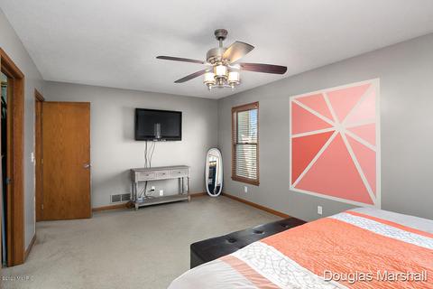 709 Park Street St, Belding, MI 48809 photo 13
