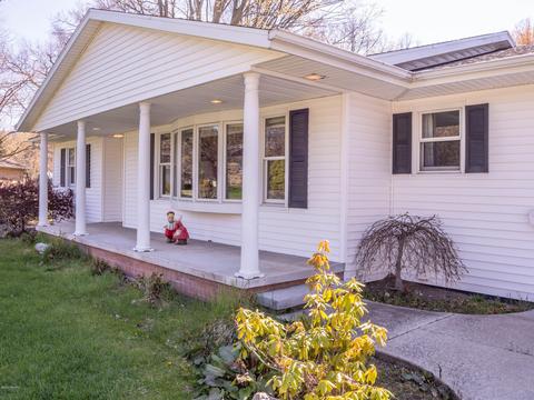 219 Pinecrest Rd, Whitehall, MI 49461 photo 3