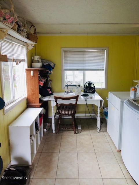 4552 E Pawn St, Chase, MI 49623 photo 14