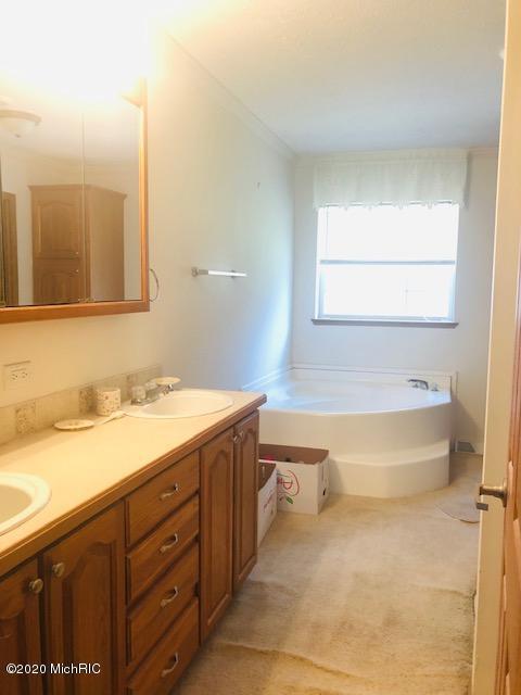 4572 E Pawn St, Chase, MI 49623 photo 5