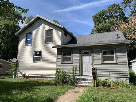 412 E Broadway St, Three Rivers, MI 49093 photo 1
