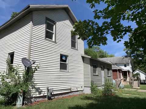 412 E Broadway St, Three Rivers, MI 49093 photo 2