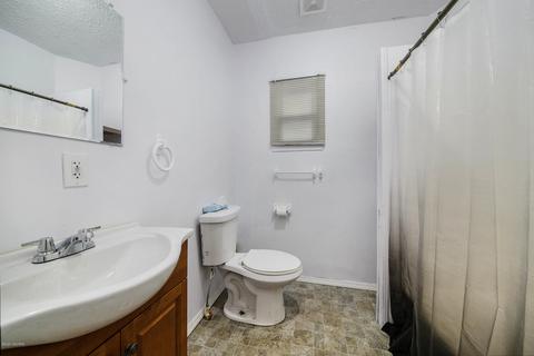 412 E Broadway St, Three Rivers, MI 49093 photo 18