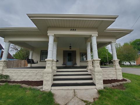 585 S Washington St, Constantine, MI 49042 photo 1