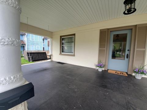 585 S Washington St, Constantine, MI 49042 photo 3