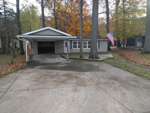 9580 E Colby Rd, Crystal, MI 48818 photo 1