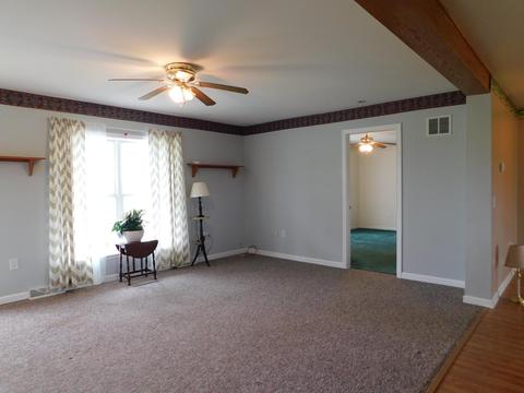 10787 Tasker Rd, Bellevue, MI 49021 photo 2