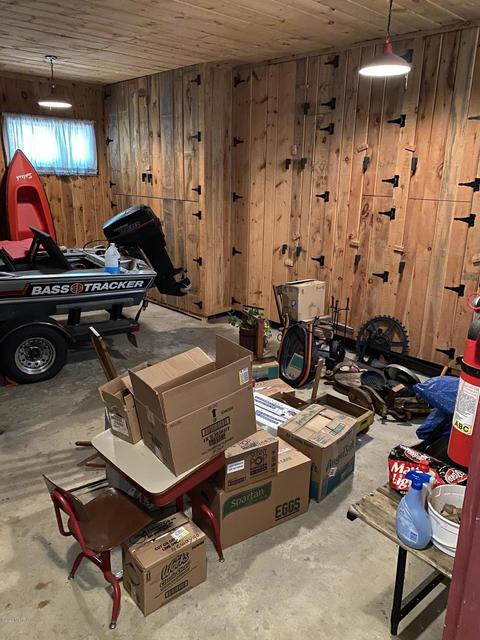 6225 E Division St, Newaygo, MI 49337 photo 39