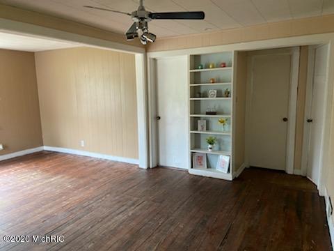 907 54th St, Pullman, MI 49450 photo 3