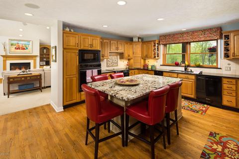 7824 Hawkview Ct, Ada, MI 49301 photo 9