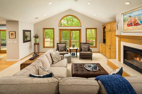 7824 Hawkview Ct, Ada, MI 49301 photo 5