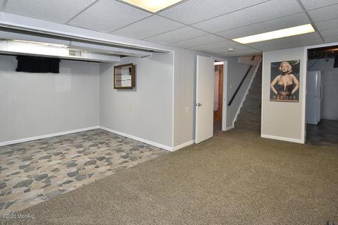 24820 Front Ave, Mattawan, MI 49071 photo 16