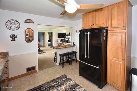 24820 Front Ave, Mattawan, MI 49071 photo 4