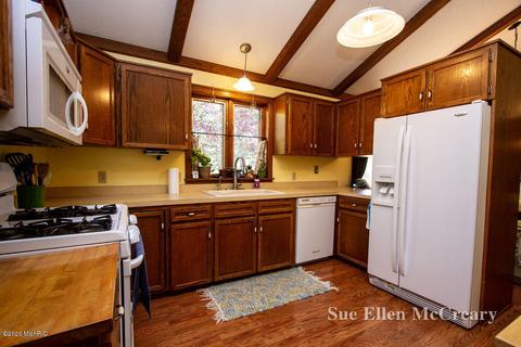 1701 N Newaygo Rd, Bailey, MI 49303 photo 7