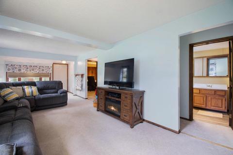 109 Featherbone Ave, Three Oaks, MI 49128 photo 7