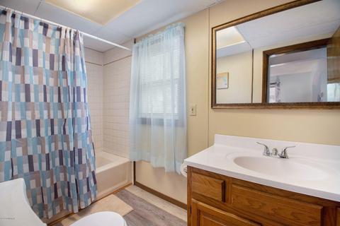 109 Featherbone Ave, Three Oaks, MI 49128 photo 11
