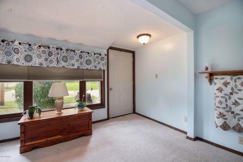 109 Featherbone Ave, Three Oaks, MI 49128 photo 6