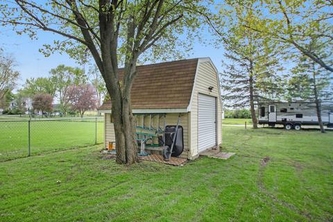 109 Featherbone Ave, Three Oaks, MI 49128 photo 25