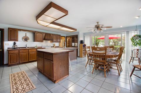 109 Featherbone Ave, Three Oaks, MI 49128 photo 9