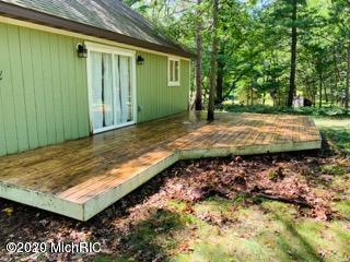 8948 E Barx Rd, Chase, MI 49623 photo 9
