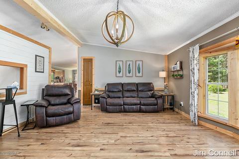 3288 E 96th St, Newaygo, MI 49337 photo 6