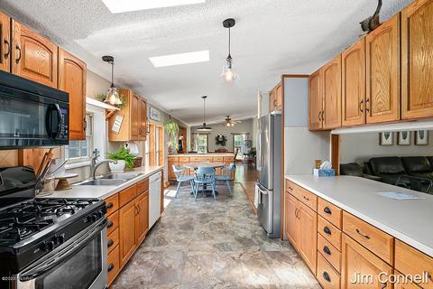 3288 E 96th St, Newaygo, MI 49337 photo 9
