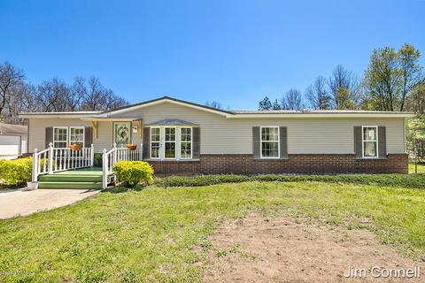 3288 E 96th St, Newaygo, MI 49337 photo 2